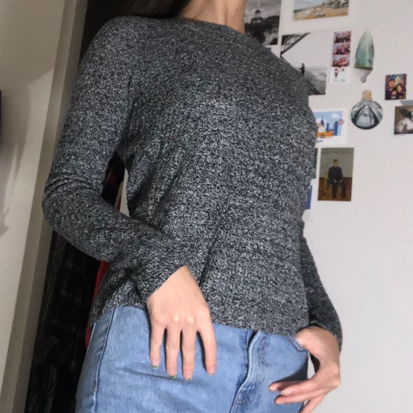 American Eagle Salt and pepper Sweater - Picture 1 of 4